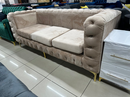 3 seater couch ( loose cushion )